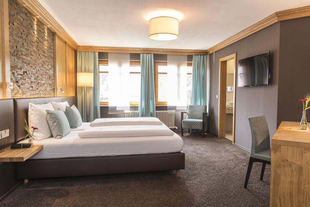 Hotel & Restaurant Becher Donzdorf Dış mekan fotoğraf