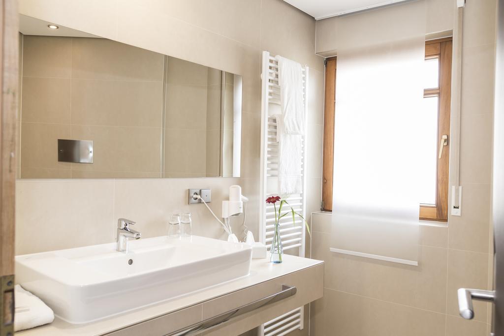 Hotel & Restaurant Becher Donzdorf Dış mekan fotoğraf